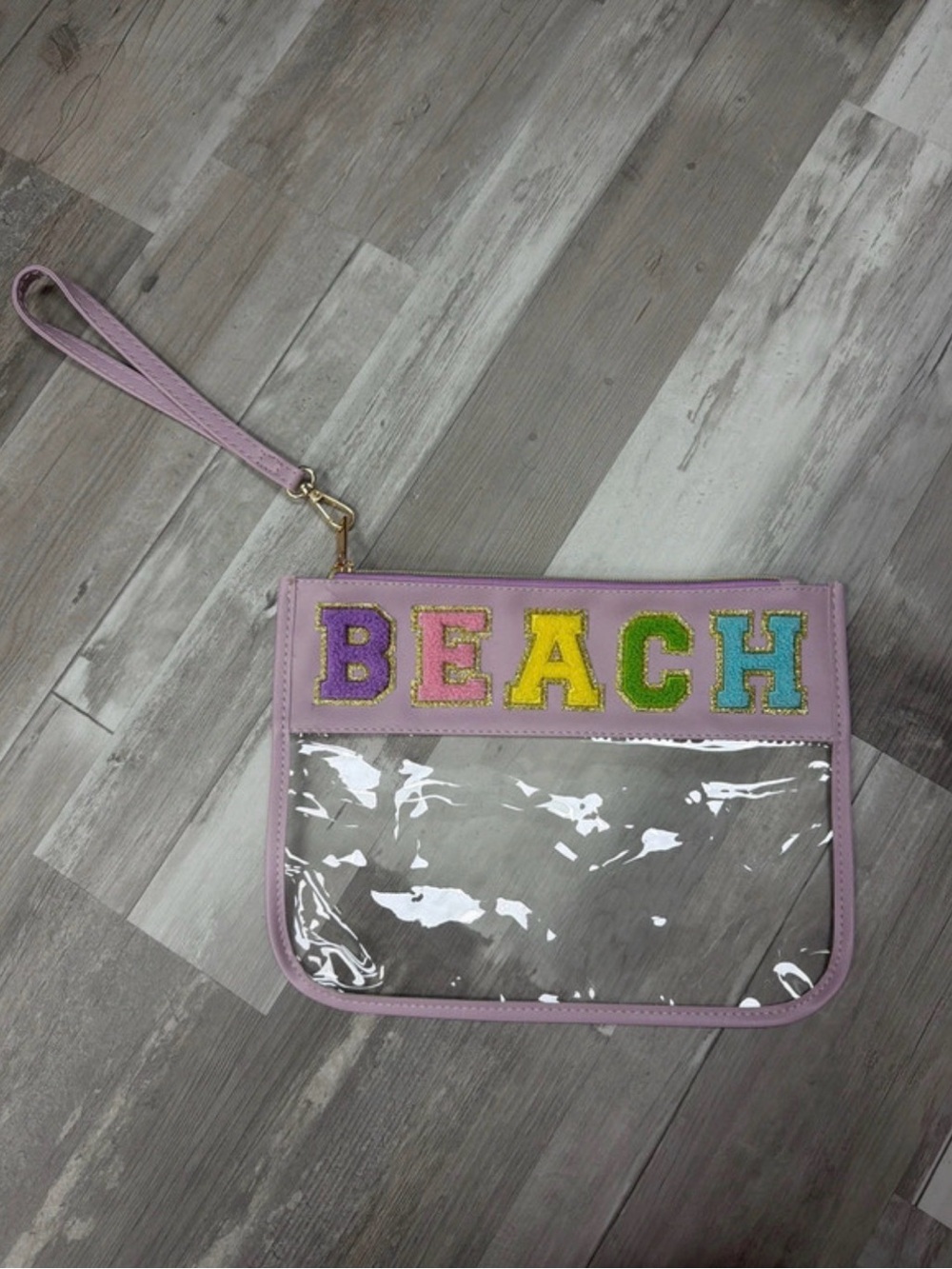 Women's 'BEACH' Lilac Clear Wristlet Bag